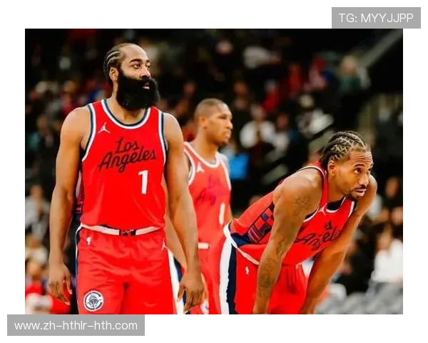 詹姆斯·哈登与克里斯·保罗在火箭队的合作精彩瞬间